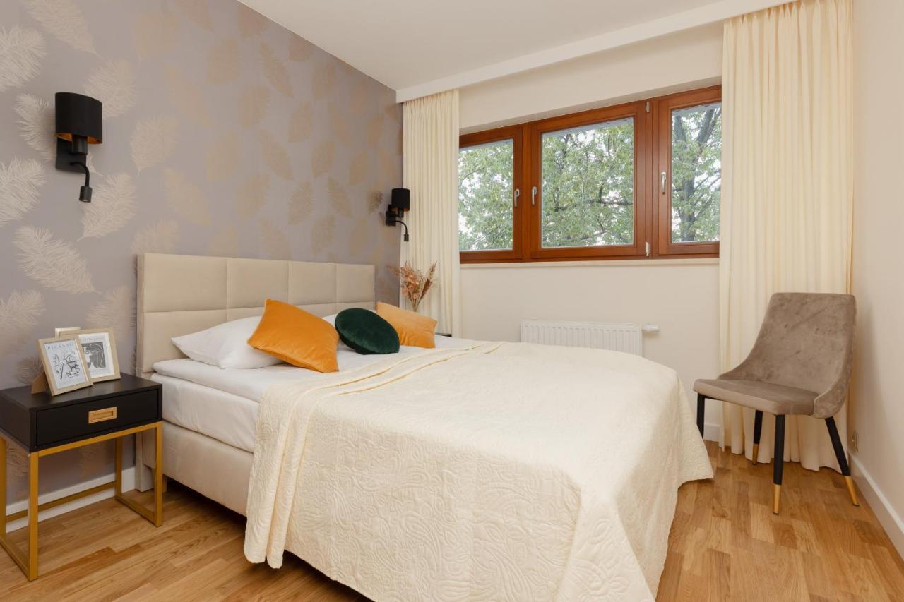 Deluxe Apartment Wronia 45 With Ac, Parking & Balcony By Renters Prestige Warsaw Exterior photo
