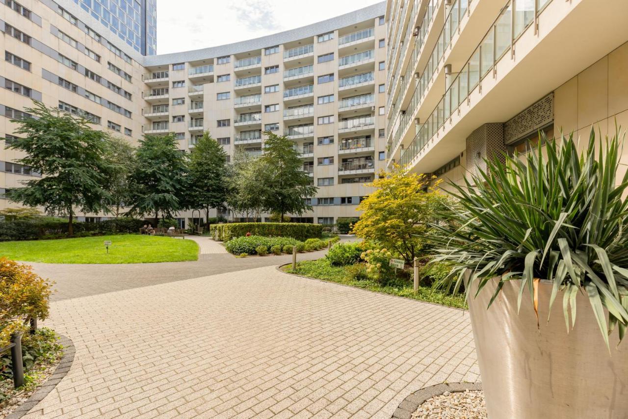 Deluxe Apartment Wronia 45 With Ac, Parking & Balcony By Renters Prestige Warsaw Exterior photo